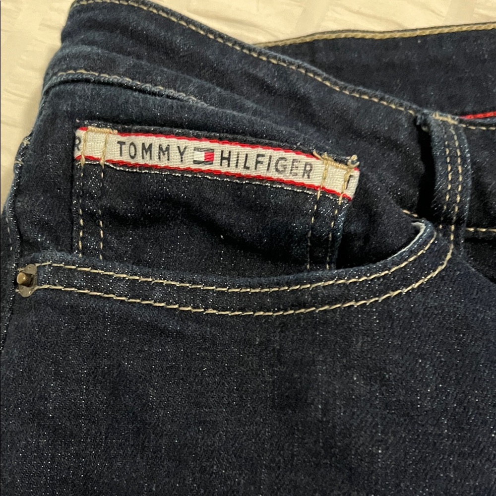 Tommy Hilfiger Women's Straight Leg Dark Indigo Jeans - Picture 5 of 8
